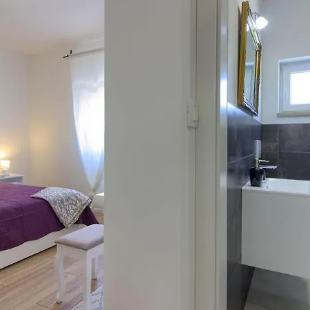 White Memory Villa *