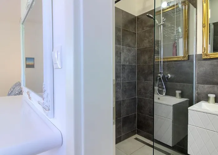 White Memory Villa *